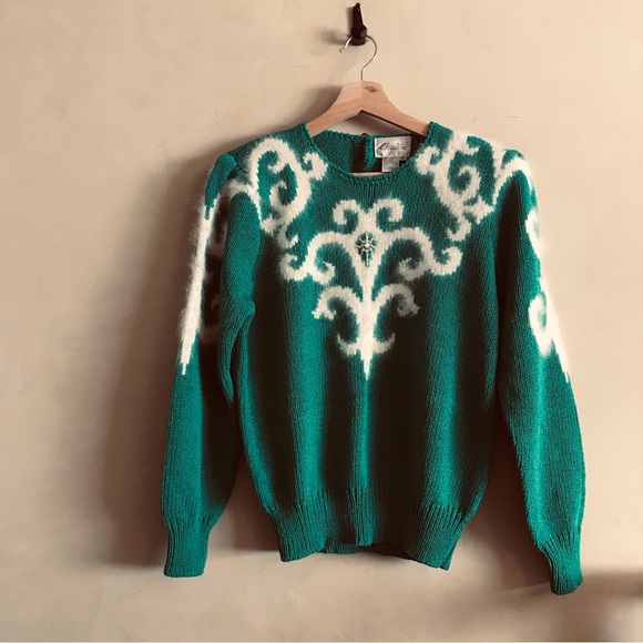 Vintage Sweaters - Vintage Green and White Patterned Sweater